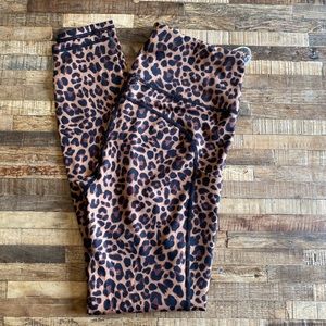Leopard Print Workout Leggings Size M